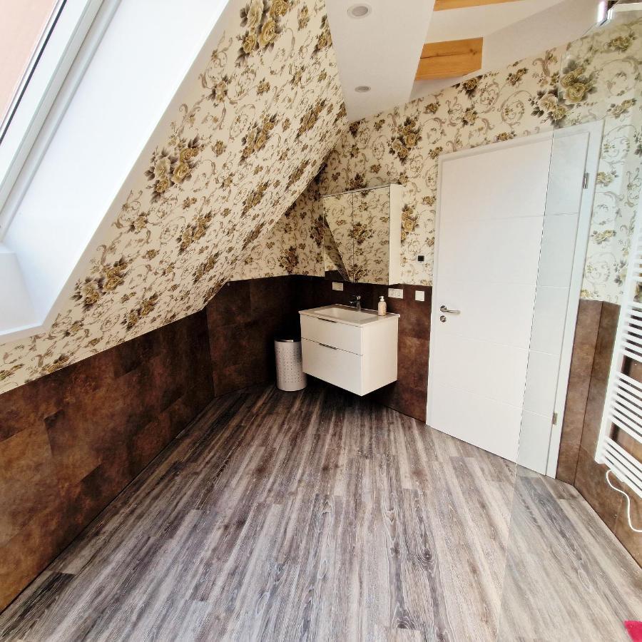 Dm Hotels & Apartments - Apartment Rasenweg Dingelstadt Buitenkant foto